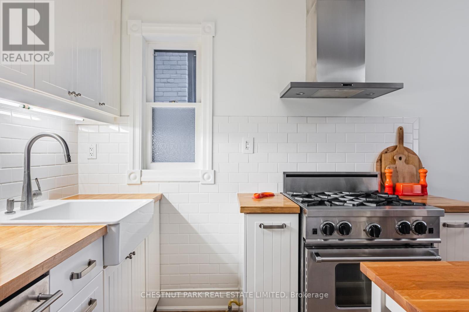 A - 381 St Clarens Avenue, Toronto, Ontario  M6H 3W2 - Photo 9 - C12615554