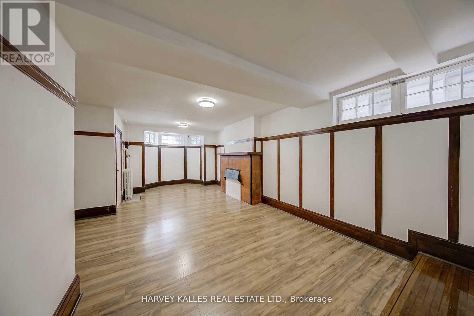 Lower - 11 Parkwood Avenue, Toronto, Ontario  M4V 2W9 - Photo 4 - C12615594