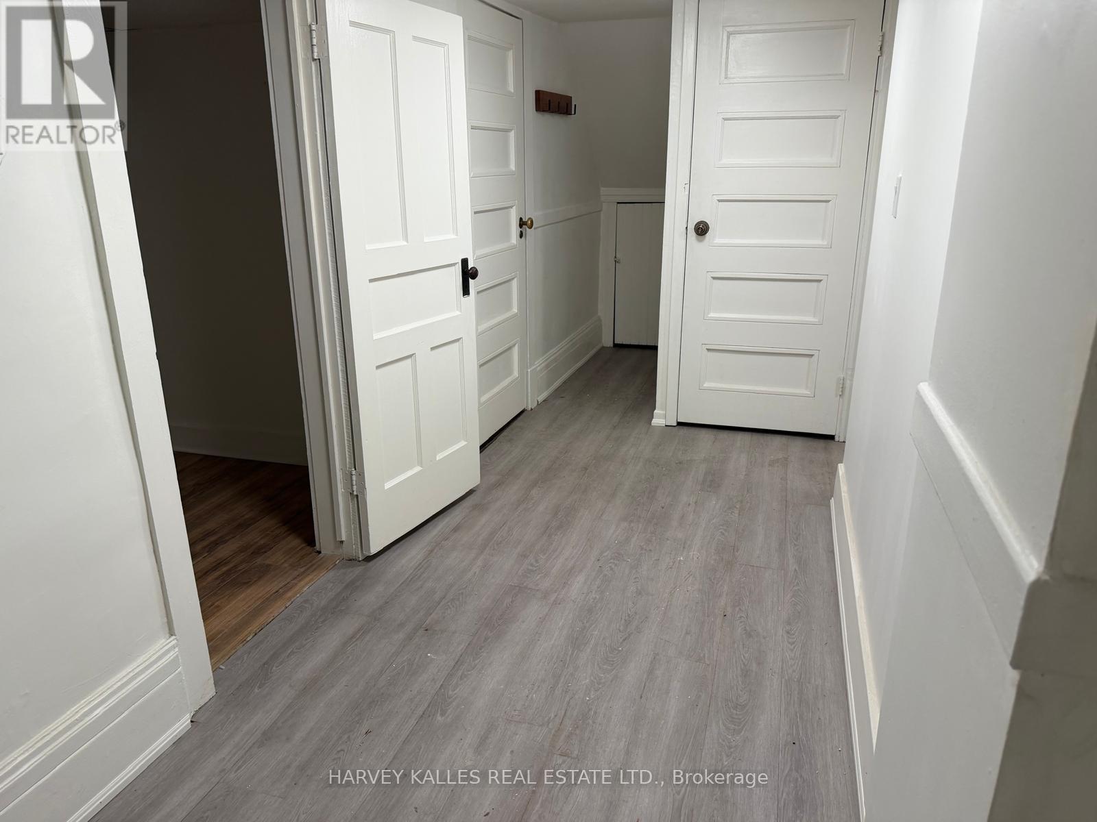 Lower - 11 Parkwood Avenue, Toronto, Ontario  M4V 2W9 - Photo 8 - C12615594