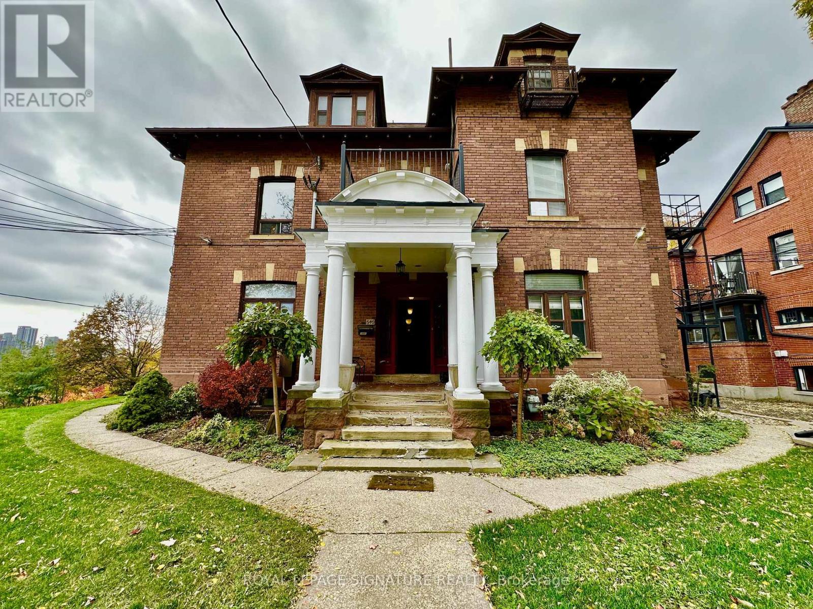 200C - 646 BROADVIEW AVENUE, Toronto, Ontario