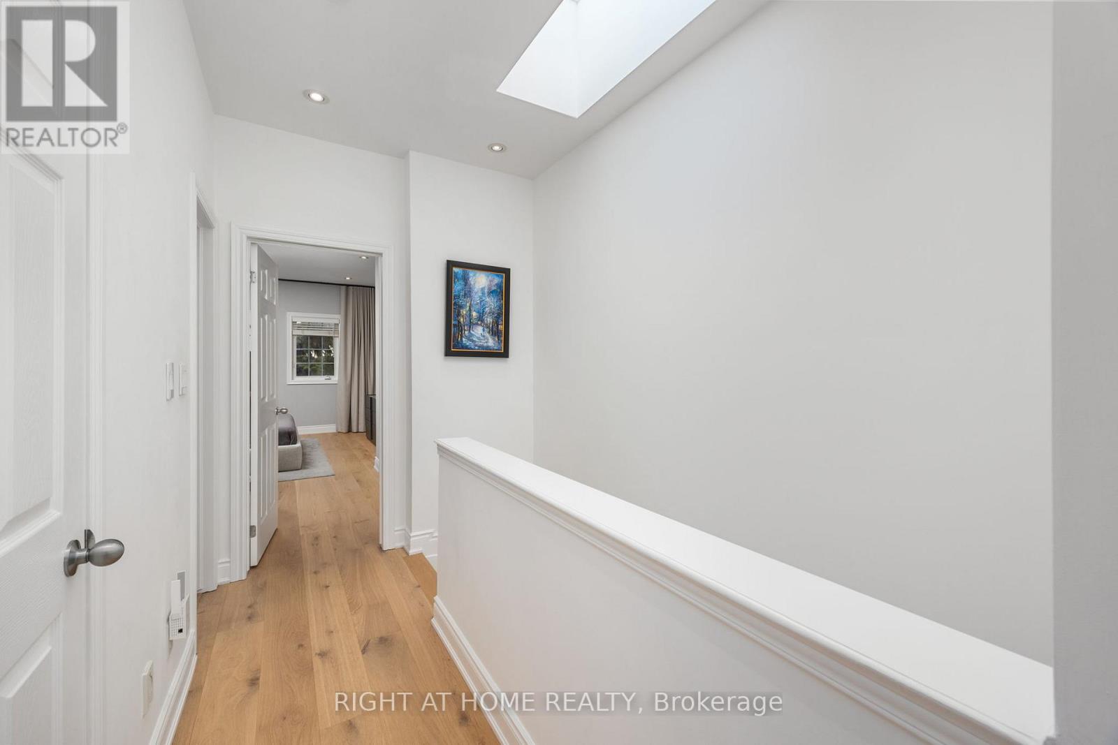 1011 Dundas Street E, Toronto, Ontario  M4M 1R6 - Photo 11 - E12615492