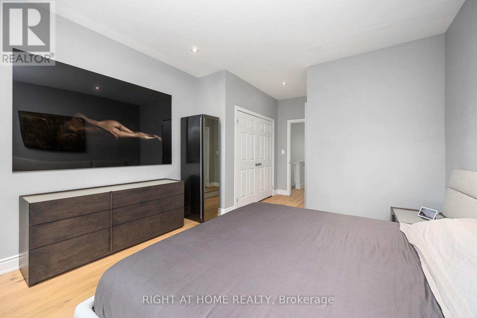 1011 Dundas Street E, Toronto, Ontario  M4M 1R6 - Photo 15 - E12615492