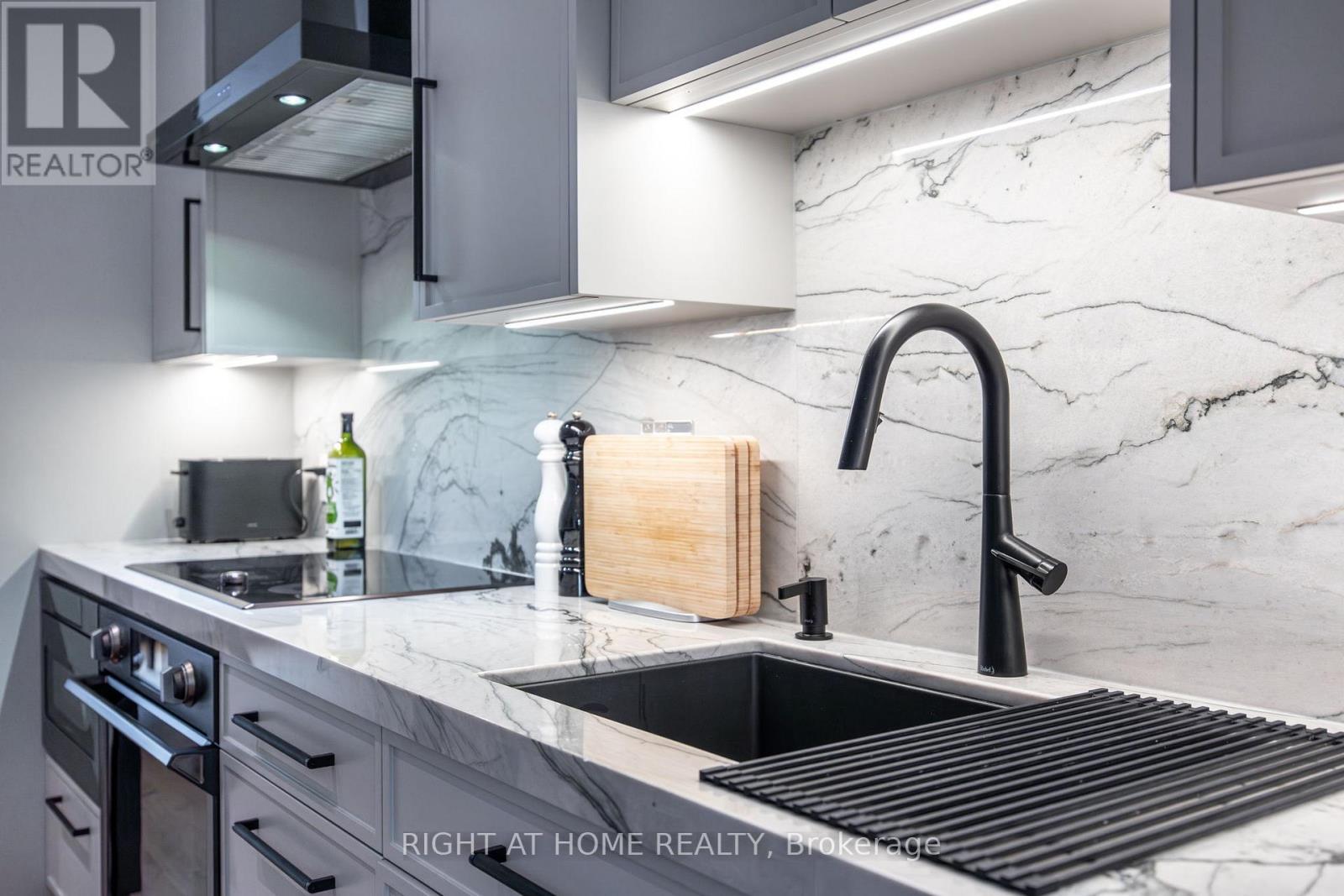 1011 Dundas Street E, Toronto, Ontario  M4M 1R6 - Photo 26 - E12615492