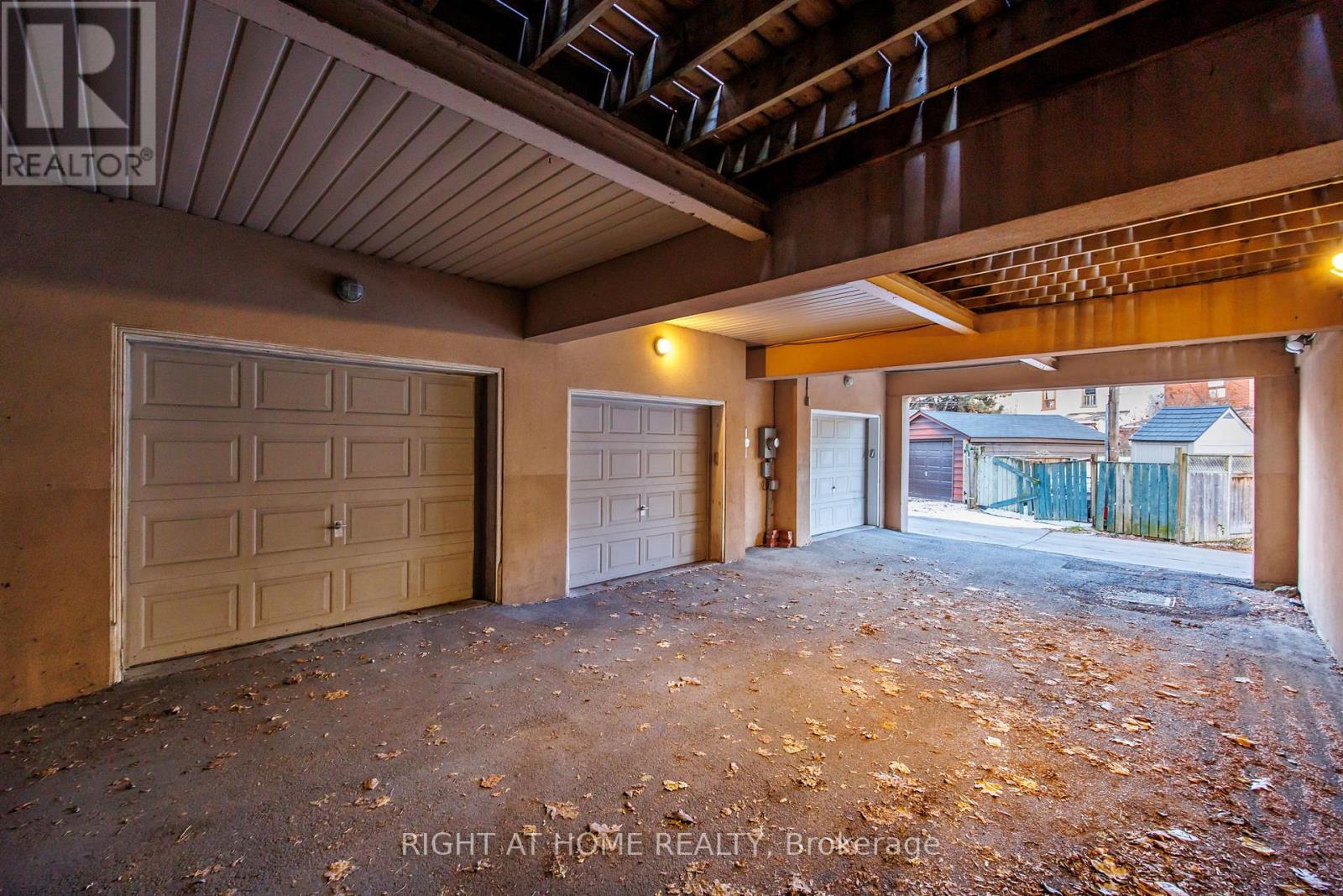 1011 Dundas Street E, Toronto, Ontario  M4M 1R6 - Photo 33 - E12615492