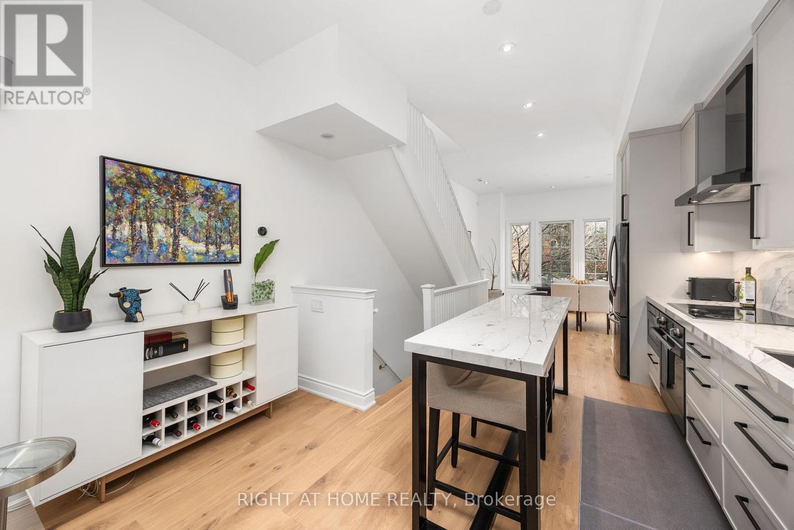 1011 Dundas Street E, Toronto, Ontario  M4M 1R6 - Photo 5 - E12615492