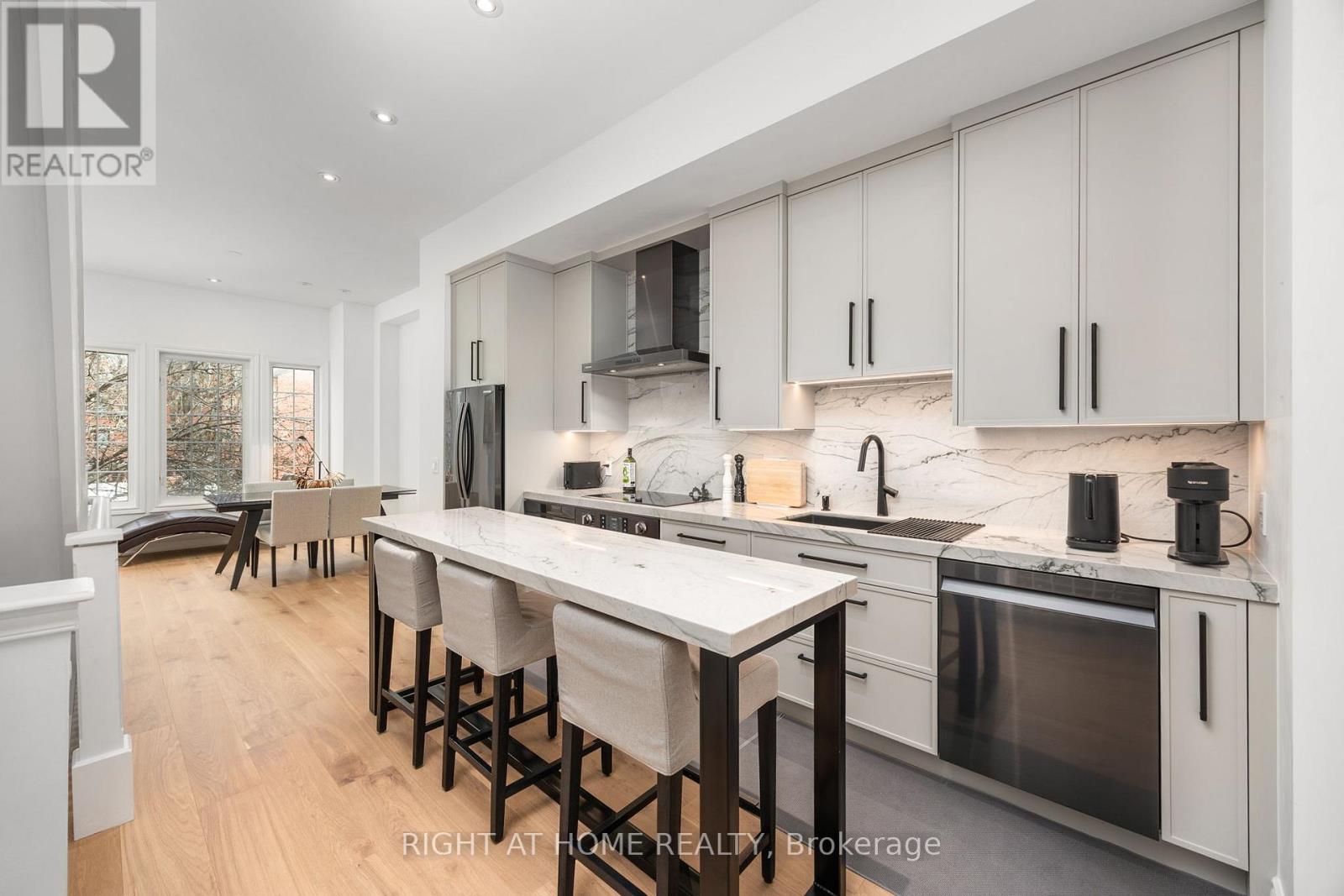 1011 Dundas Street E, Toronto, Ontario  M4M 1R6 - Photo 6 - E12615492