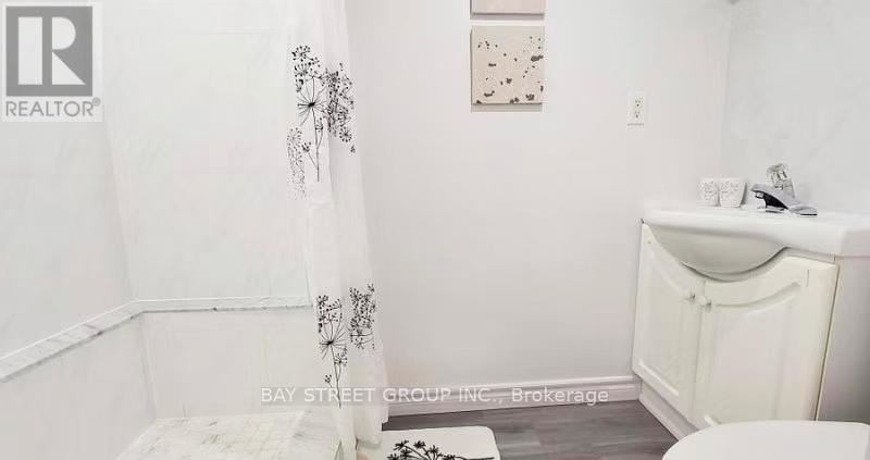 Lower - 53 Marblemount Crescent, Toronto (Tam O'shanter-Sullivan), Ontario  M1T 2H5 - Photo 7 - E12615516