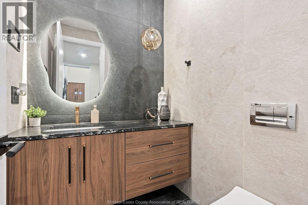 8720 Riverside Drive East, Windsor, Ontario  N8S 1E9 - Photo 11 - 25031496