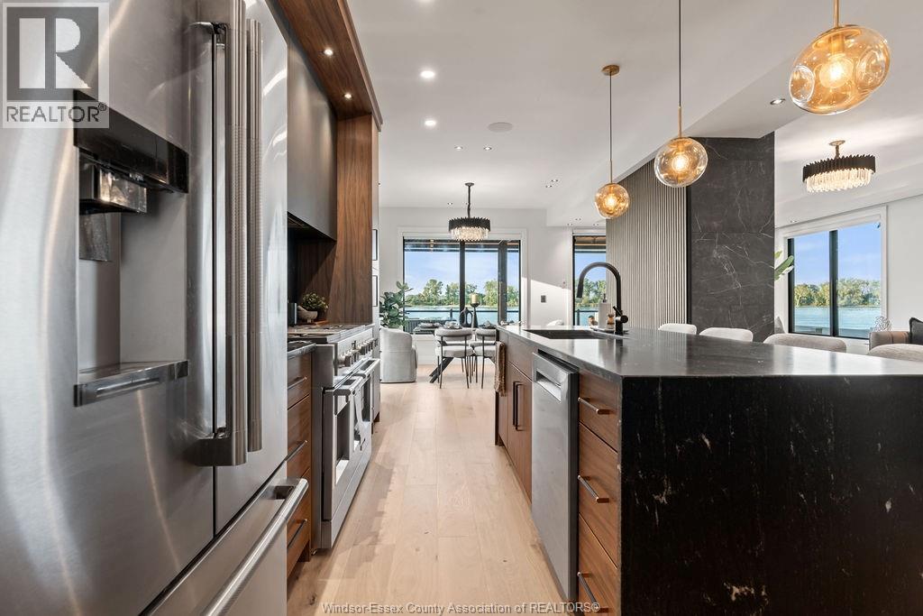 8720 Riverside Drive East, Windsor, Ontario  N8S 1E9 - Photo 15 - 25031496