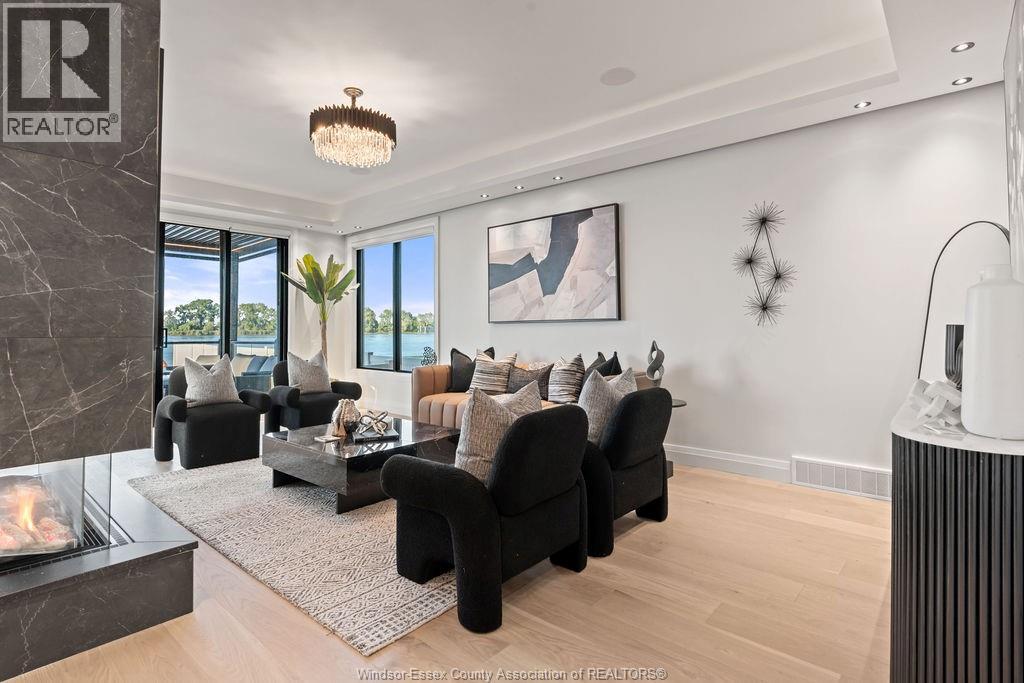 8720 Riverside Drive East, Windsor, Ontario  N8S 1E9 - Photo 16 - 25031496