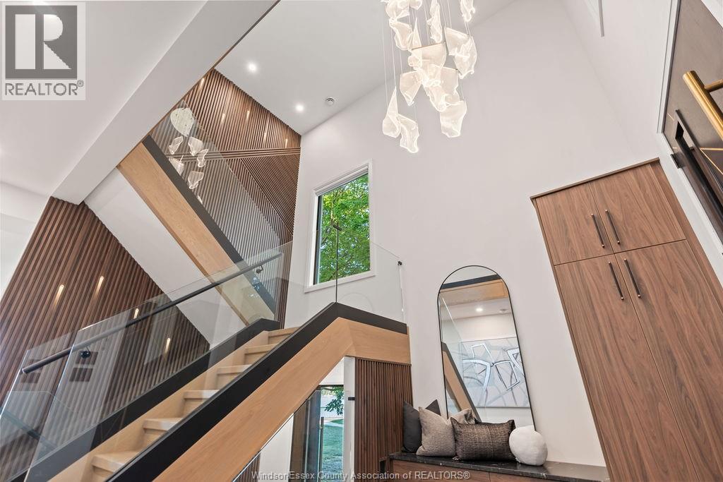 8720 Riverside Drive East, Windsor, Ontario  N8S 1E9 - Photo 21 - 25031496