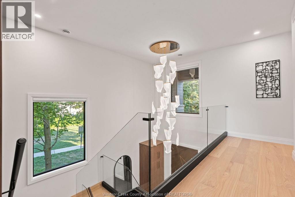 8720 Riverside Drive East, Windsor, Ontario  N8S 1E9 - Photo 22 - 25031496