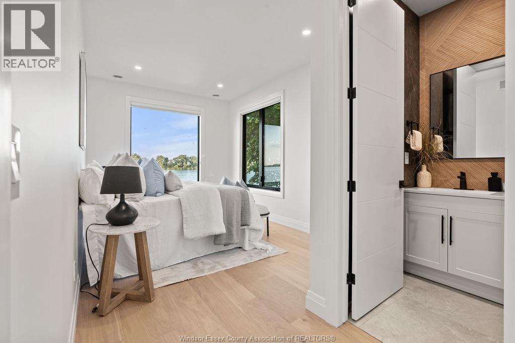 8720 Riverside Drive East, Windsor, Ontario  N8S 1E9 - Photo 31 - 25031496