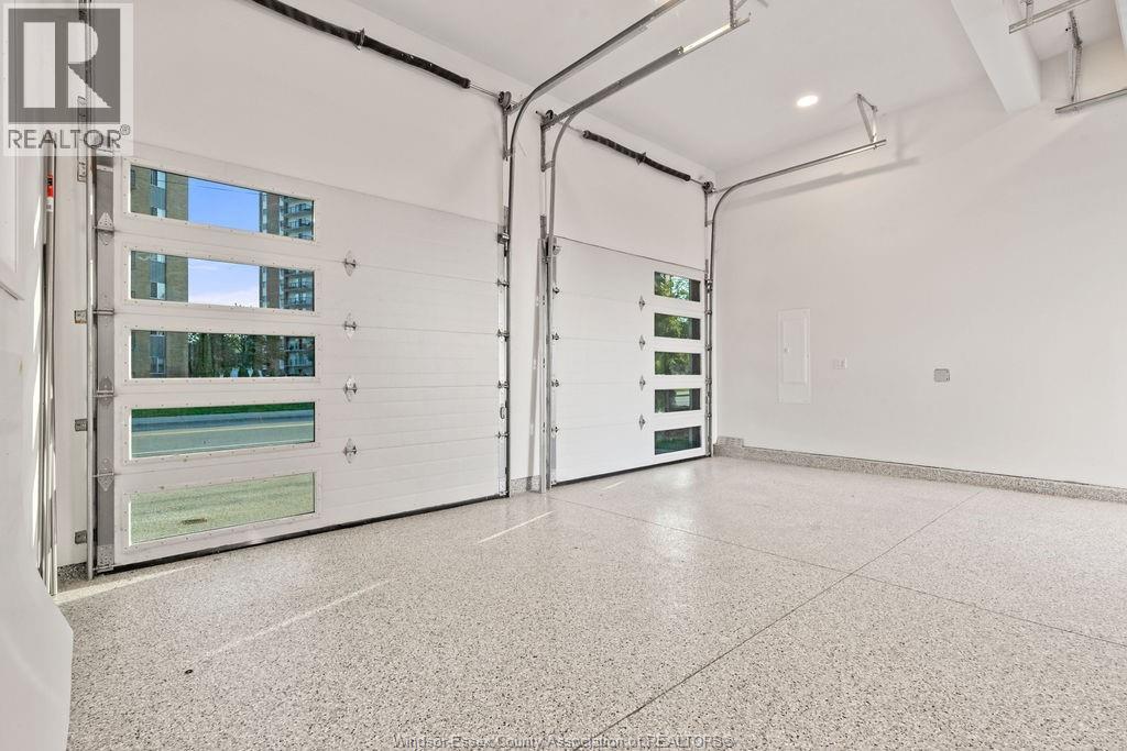 8720 Riverside Drive East, Windsor, Ontario  N8S 1E9 - Photo 7 - 25031496