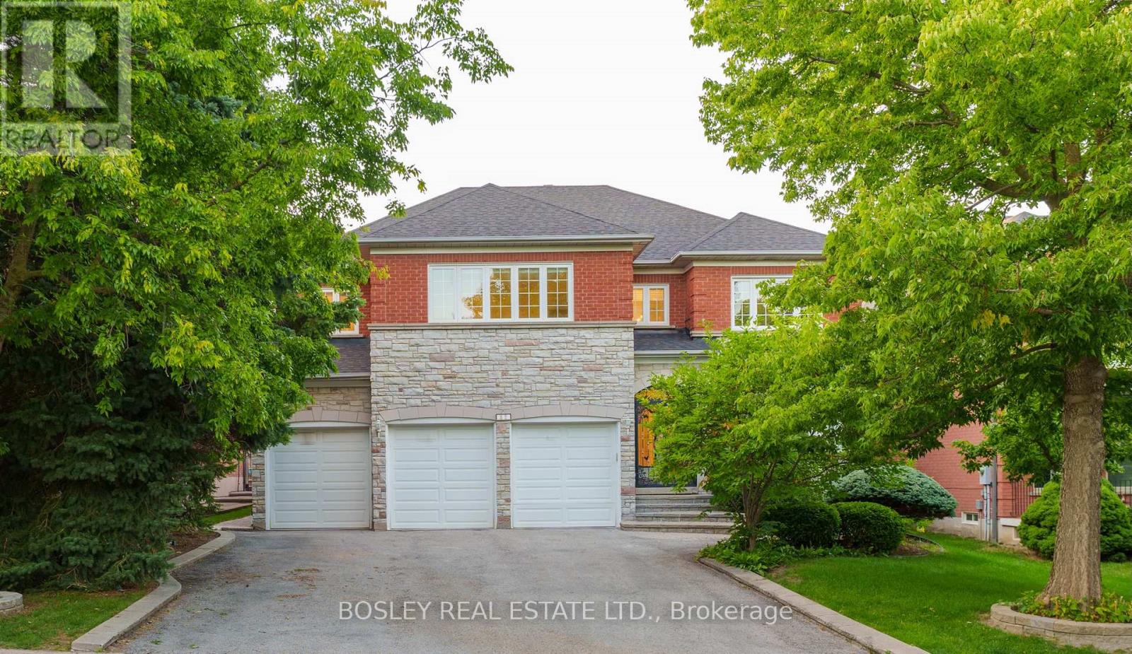 82 WOODSTONE AVENUE, Richmond Hill, Ontario