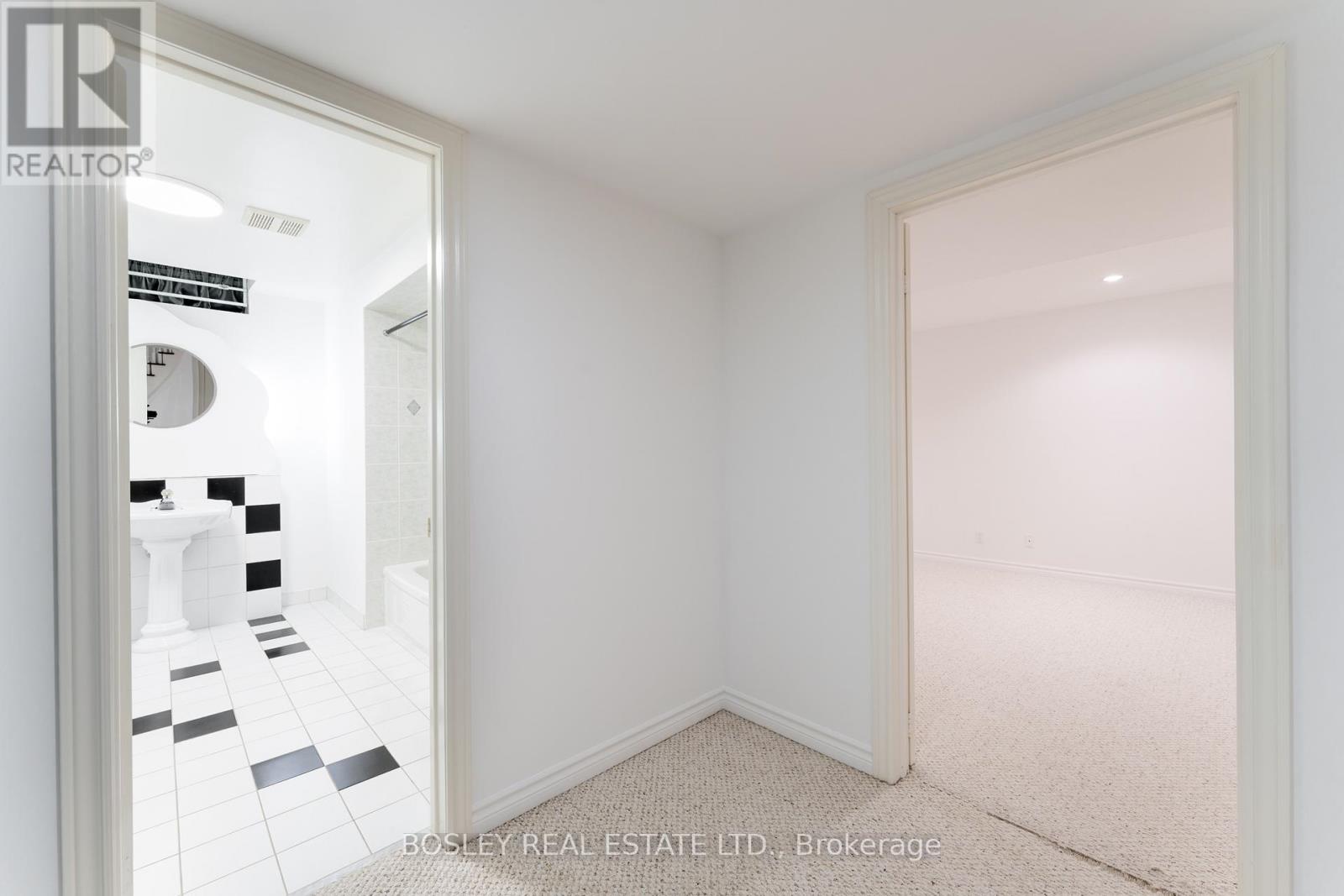 82 Woodstone Avenue, Richmond Hill, Ontario  L4S 1G8 - Photo 40 - N12615426