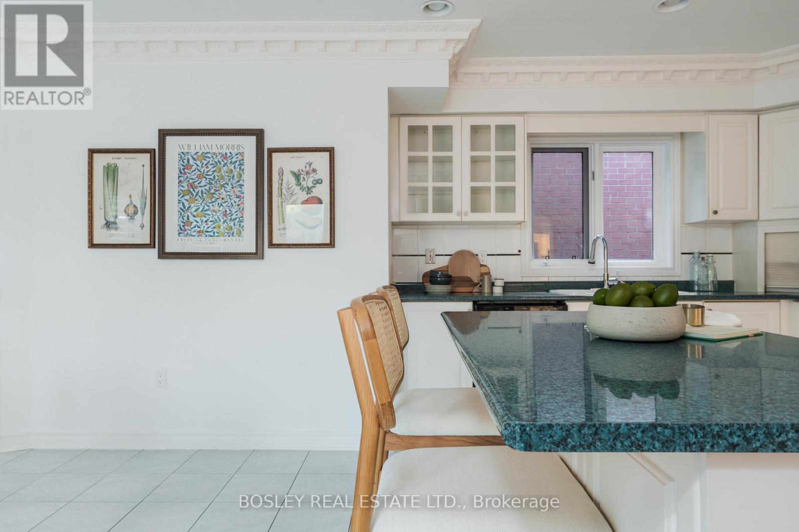 82 Woodstone Avenue, Richmond Hill, Ontario  L4S 1G8 - Photo 8 - N12615426