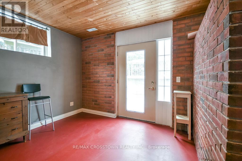 25 Cunningham Drive, Essa, Ontario  L0L 2N0 - Photo 31 - N12615474