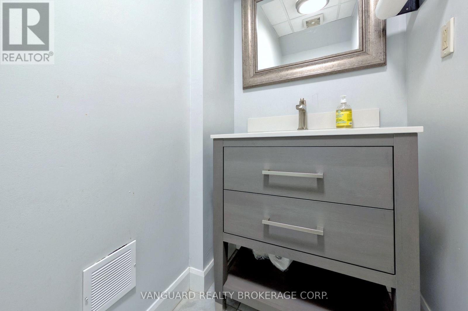 14 - 129 Rowntree Dairy Road, Vaughan, Ontario  L4L 6C9 - Photo 19 - N12615512