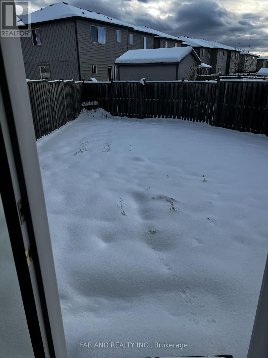 9 Admiral Crescent, Essa, Ontario  L0M 1B4 - Photo 26 - N12615526