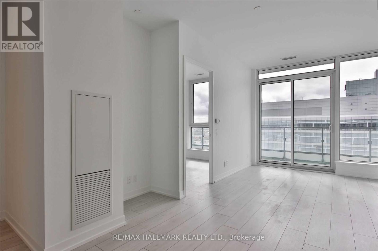 1206 - 5 Buttermill Avenue, Vaughan, Ontario  L4K 0J5 - Photo 15 - N12615540