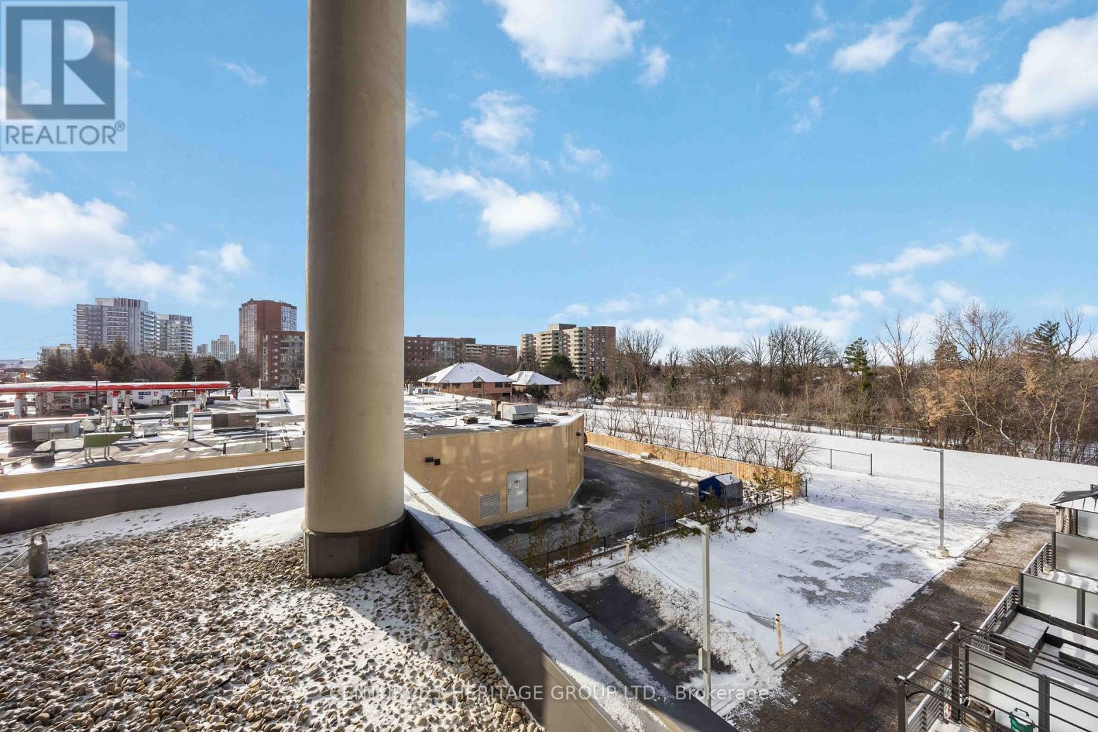 201 - 9618 Yonge Street, Richmond Hill, Ontario  L4C 0X5 - Photo 29 - N12615564