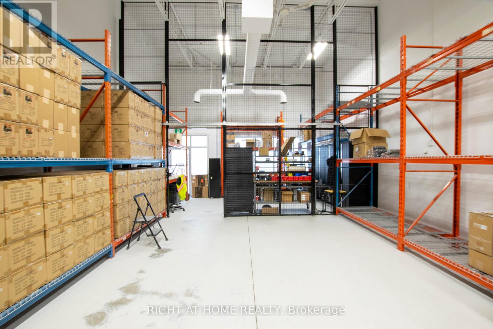 4 & 5 - 38 Innovator Avenue, Whitchurch-Stouffville, Ontario  L4A 0Y2 - Photo 14 - N12615566