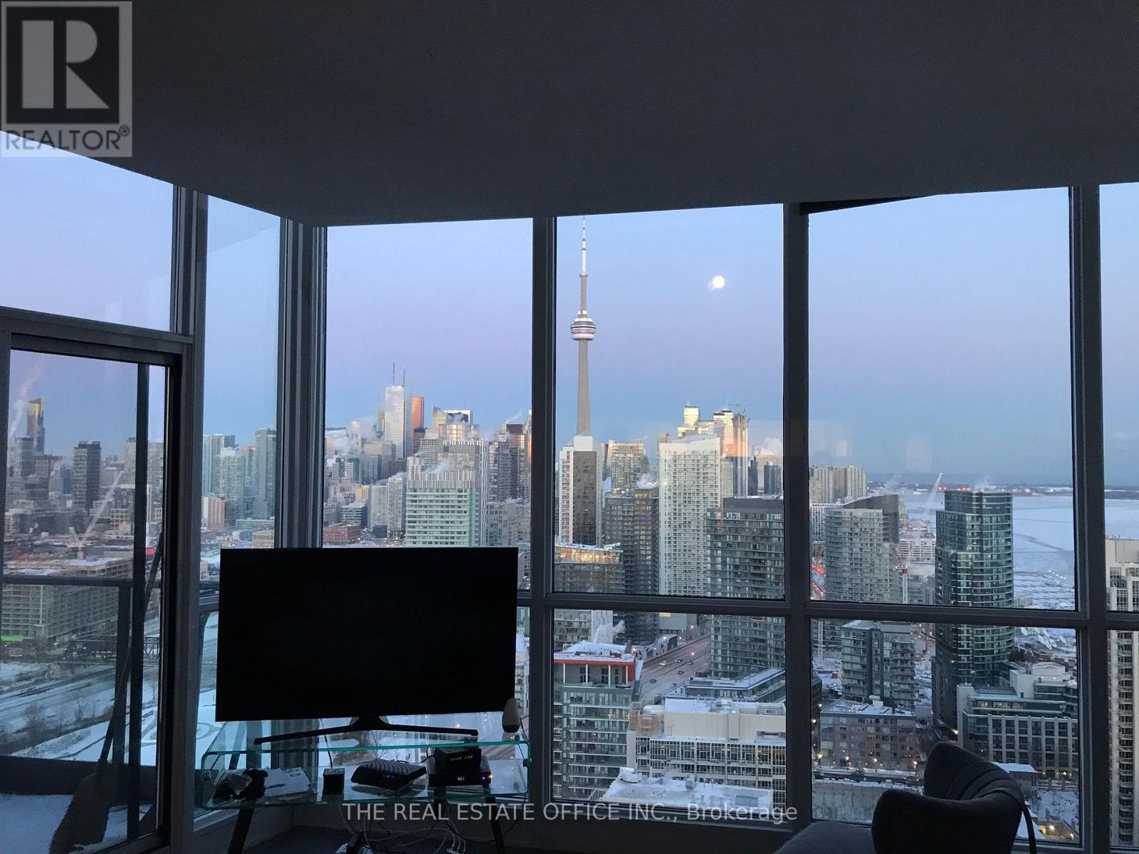 3802 - 219 Fort York Boulevard, Toronto, Ontario  M5V 1B1 - Photo 7 - C12614156