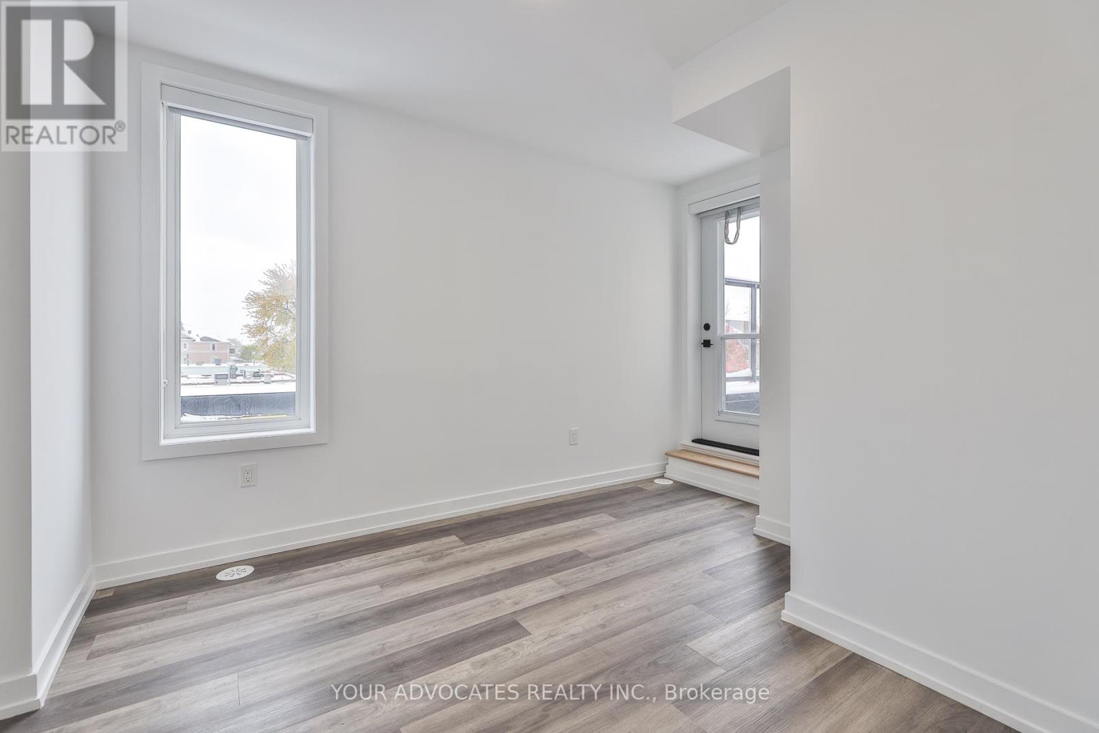 9 Vivian Road, Toronto, Ontario  M1M 0E4 - Photo 4 - E12534078