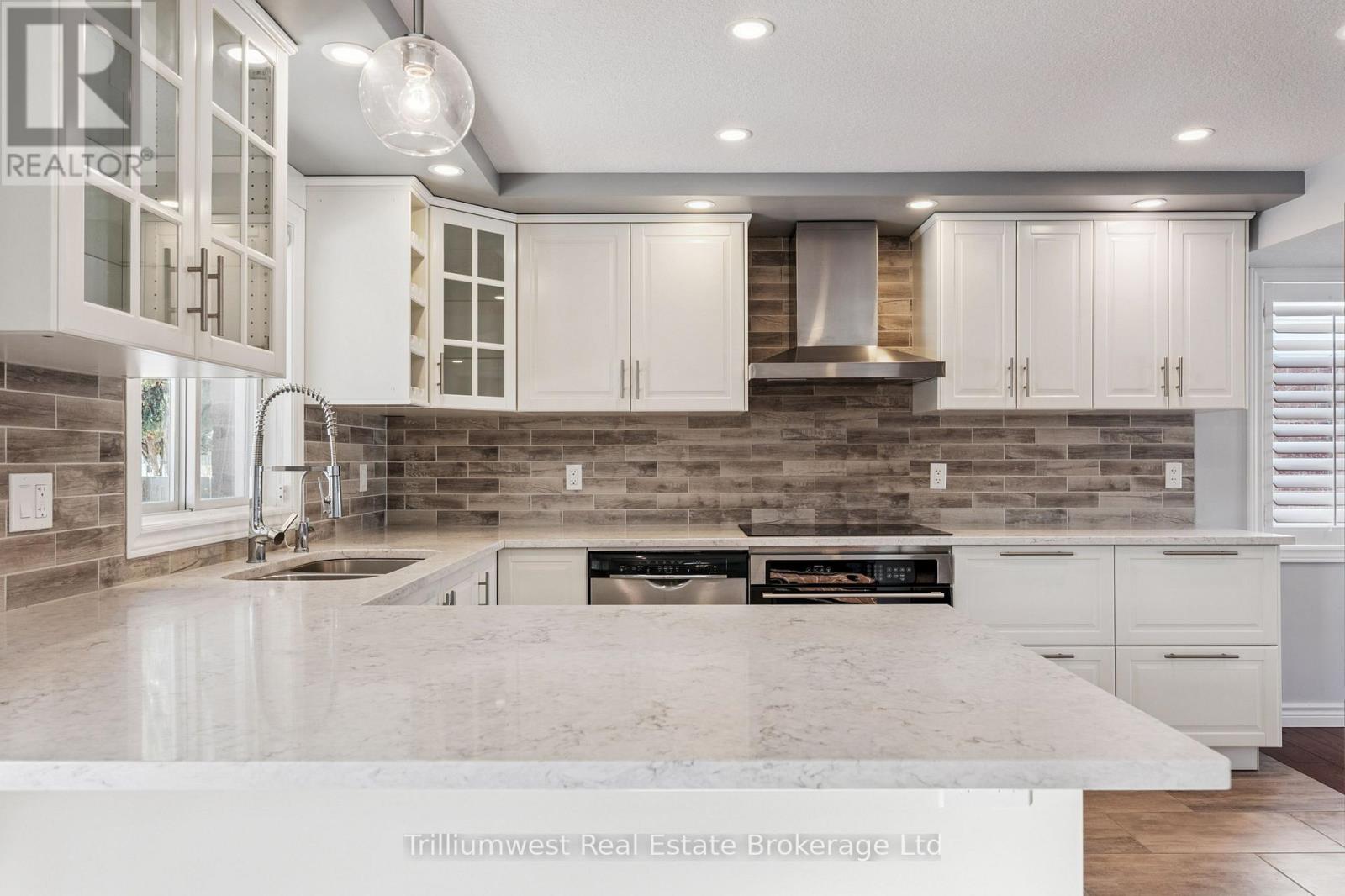 219 Elmira Road S, Guelph, Ontario  N1K 1R1 - Photo 10 - X12615640