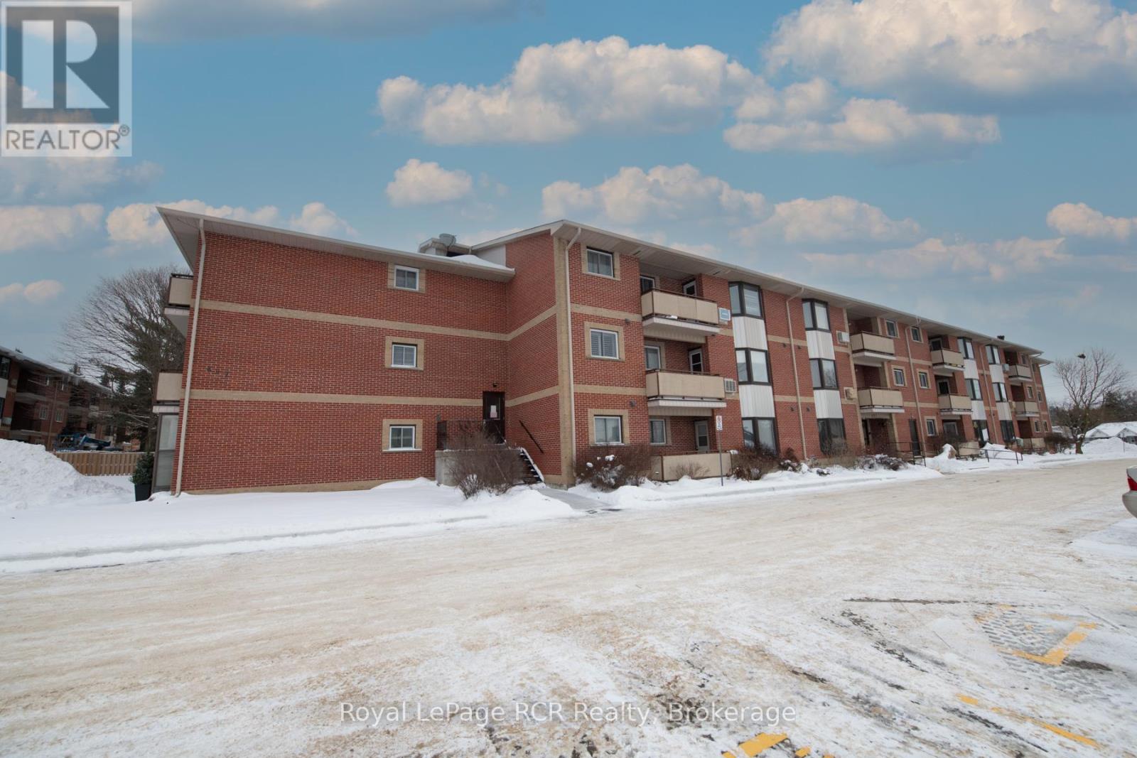 306 - 497 Birmingham St West Street W, Wellington North, Ontario N0G 2L1 - Photo 10 - X12615688