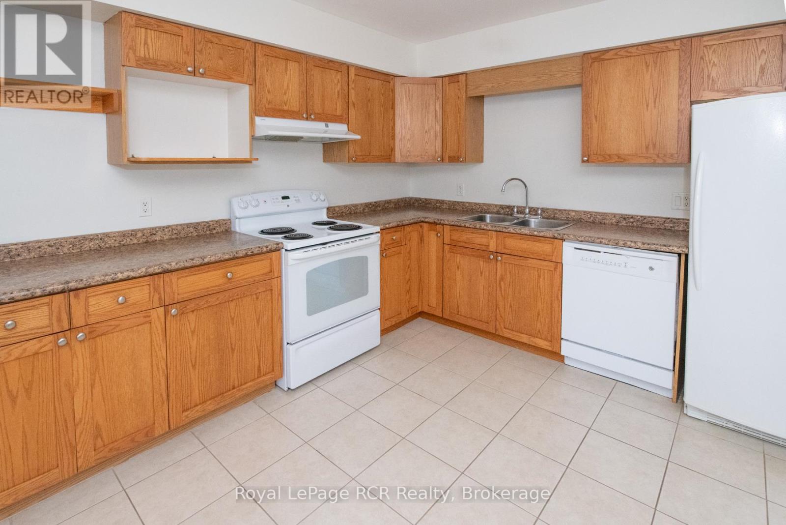 306 - 497 Birmingham St West Street W, Wellington North, Ontario N0G 2L1 - Photo 17 - X12615688