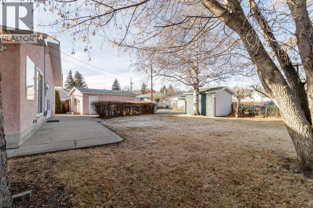 21 Freemont Close, Red Deer, Alberta  t4n 4y5 - Photo 24 - A2271368