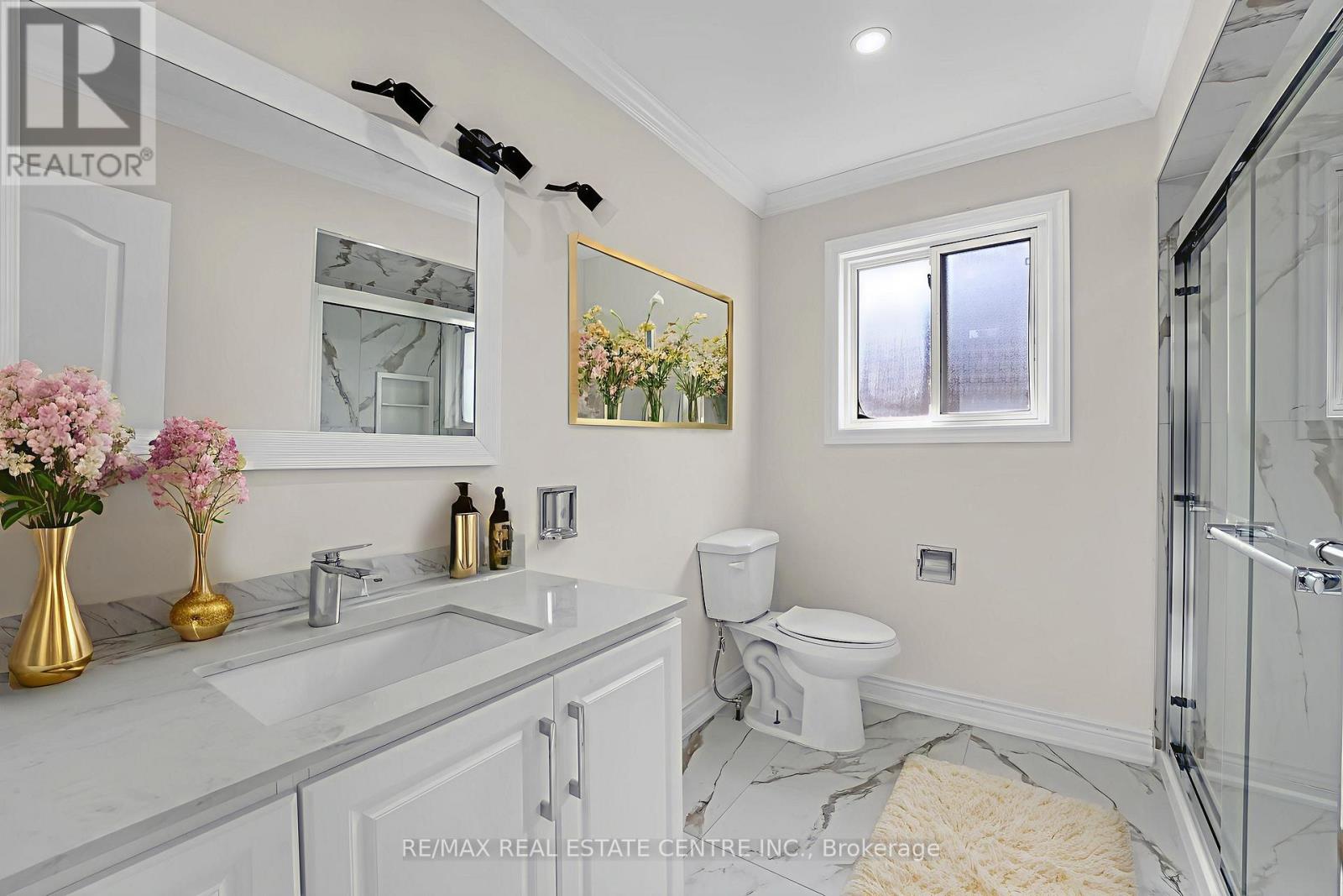 82 Merton Road, Brampton, Ontario  L6V 2V6 - Photo 19 - W12615396