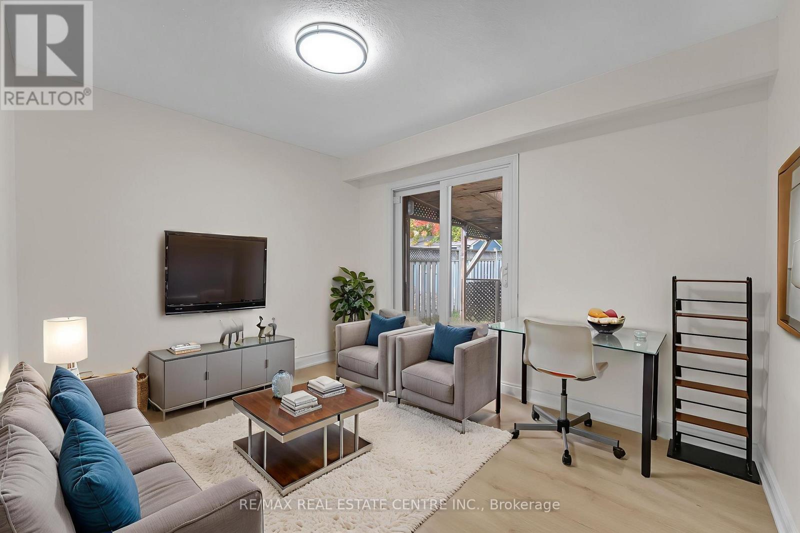 82 Merton Road, Brampton, Ontario  L6V 2V6 - Photo 26 - W12615396