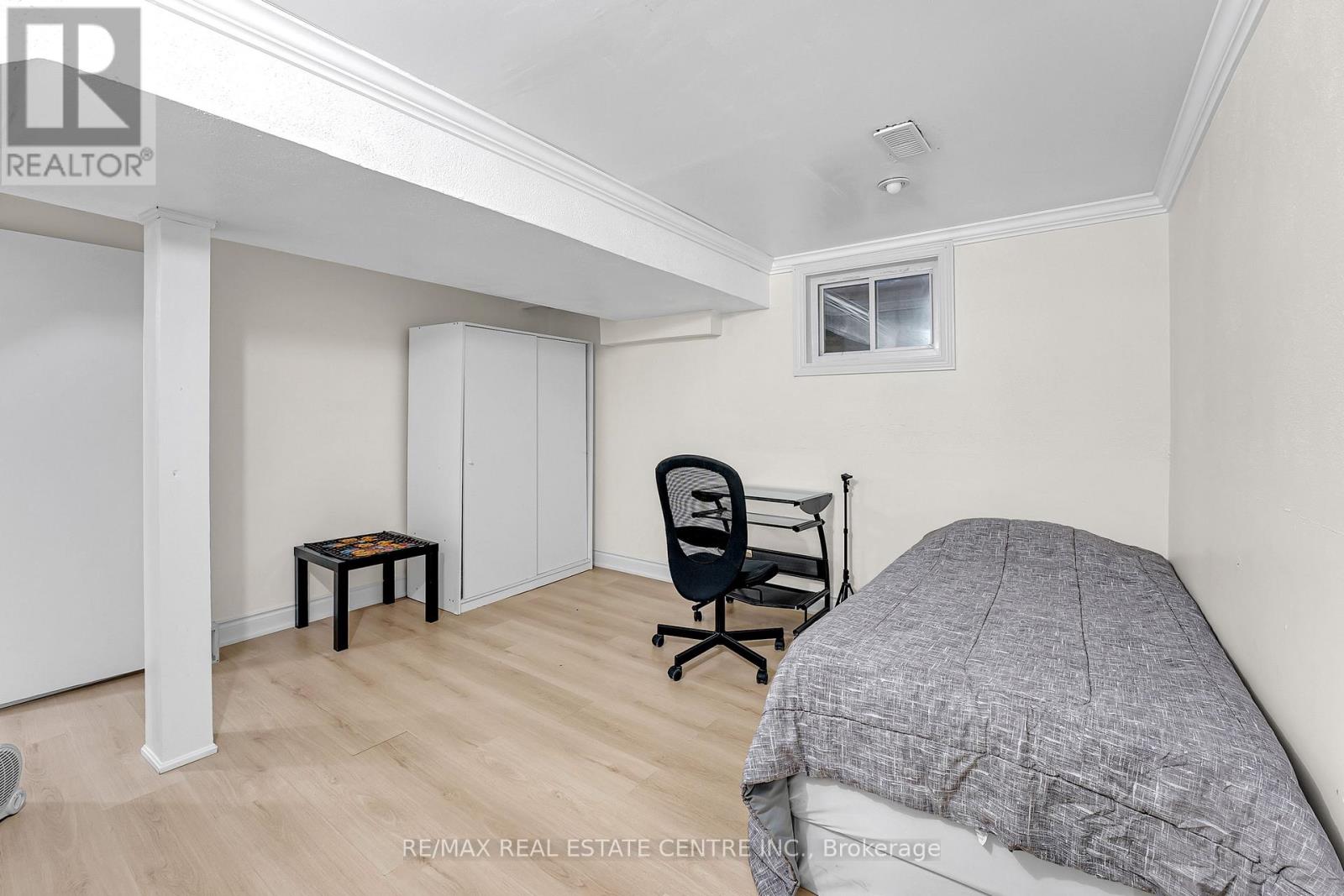 82 Merton Road, Brampton, Ontario  L6V 2V6 - Photo 38 - W12615396