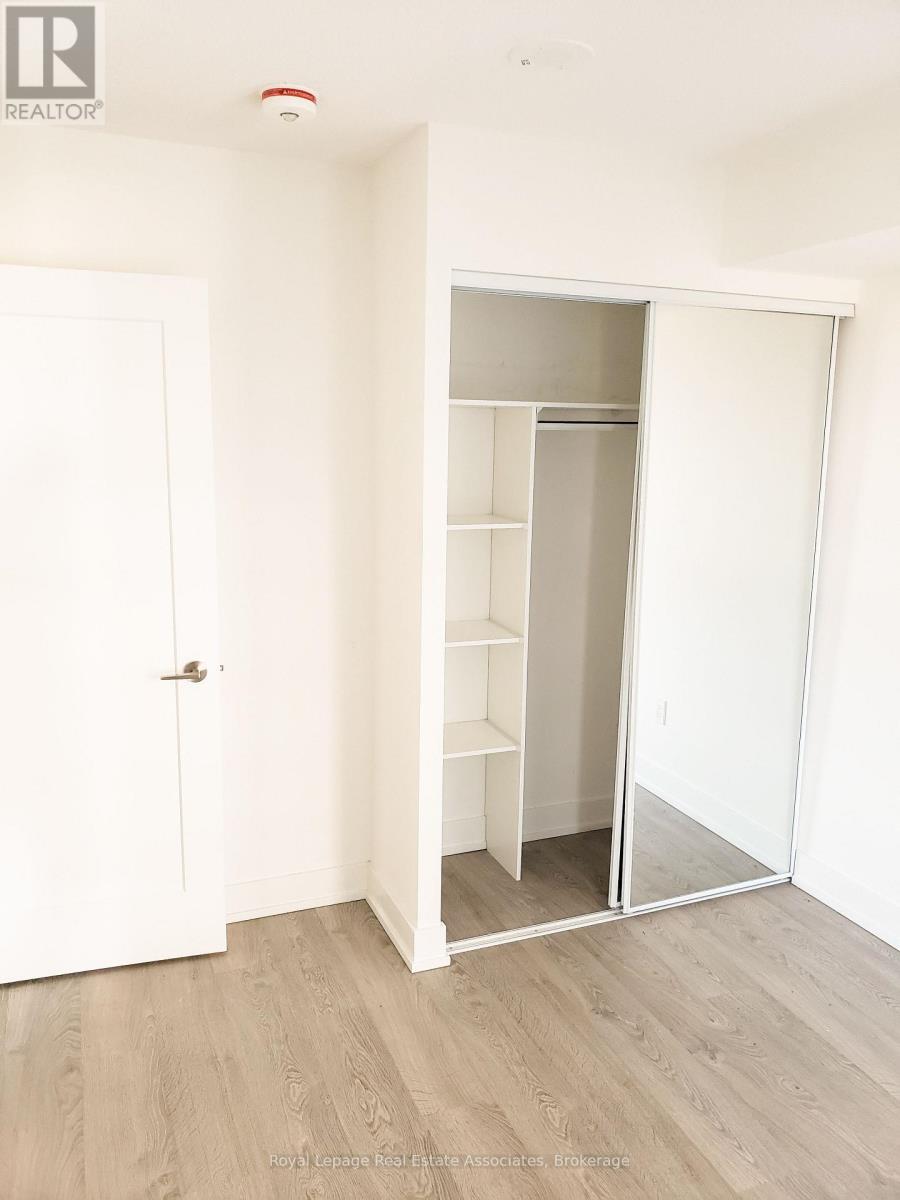 1405 - 7 Mabelle Avenue, Toronto (Islington-City Centre West), Ontario  M5T 0C9 - Photo 10 - W12615450