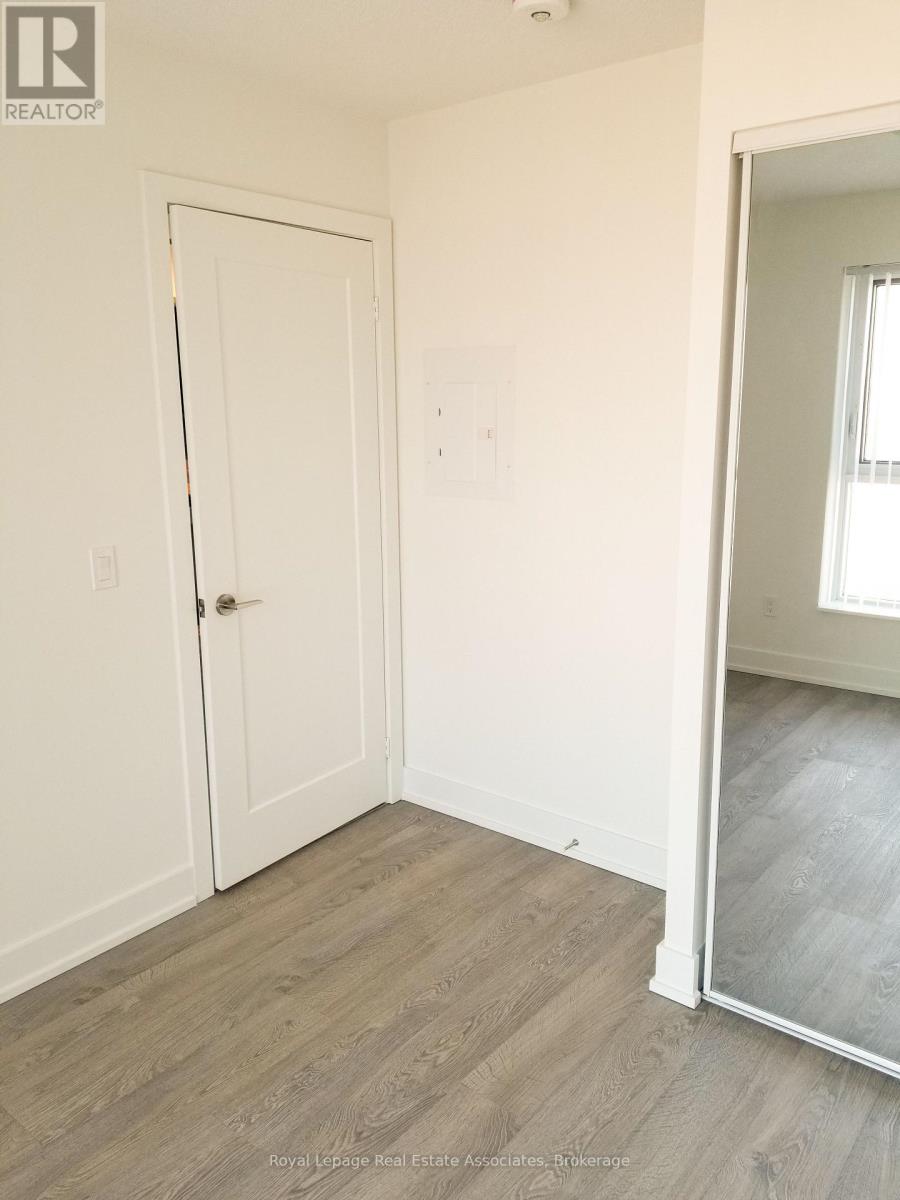 1405 - 7 Mabelle Avenue, Toronto (Islington-City Centre West), Ontario  M5T 0C9 - Photo 6 - W12615450