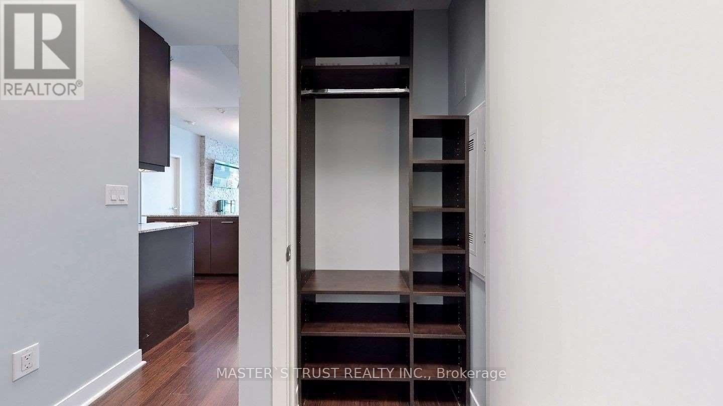 1009 - 365 Prince Of Wales Drive, Mississauga, Ontario  L5B 0G6 - Photo 15 - W12615454