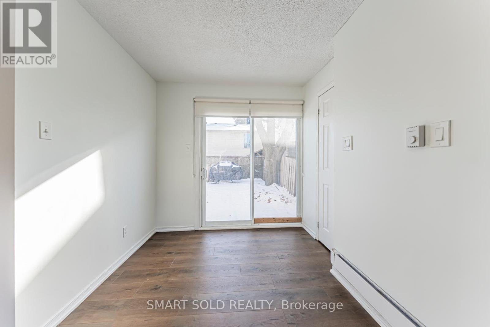 22 Hazelglen Court, Brampton (Central Park), Ontario  L6S 1N7 - Photo 21 - W12615472