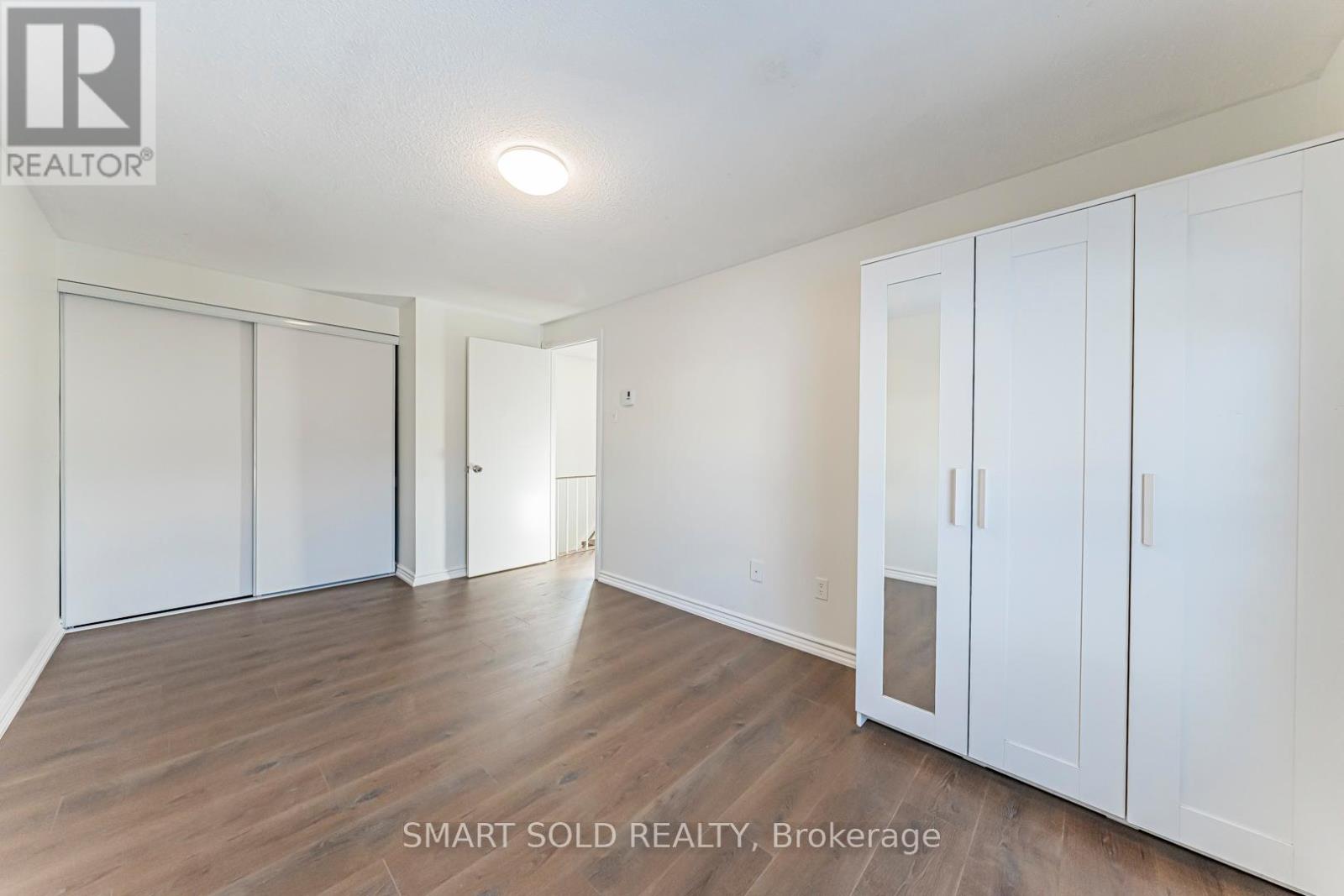 22 Hazelglen Court, Brampton (Central Park), Ontario  L6S 1N7 - Photo 32 - W12615472