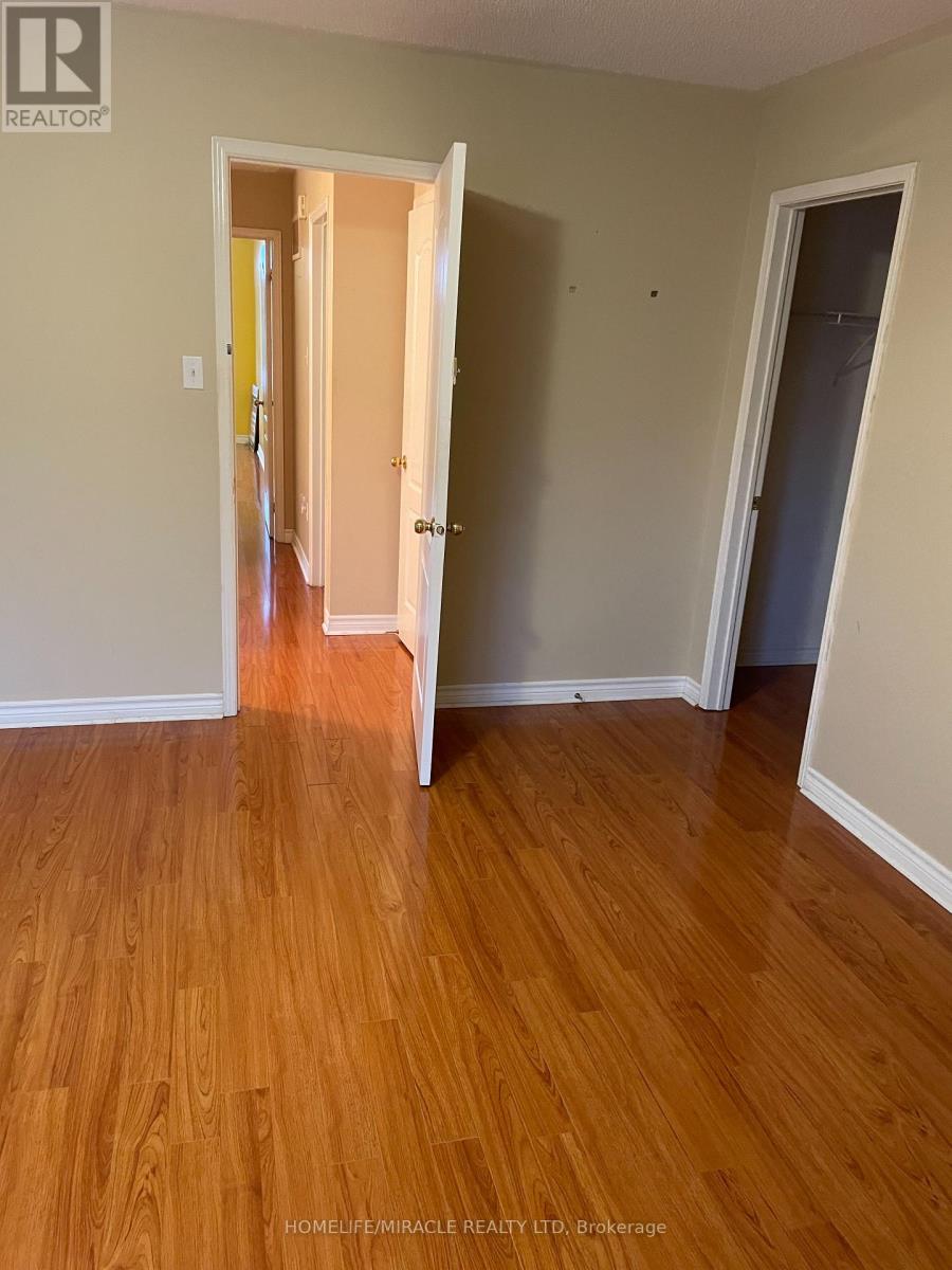 26 Penbridge Circle, Brampton, Ontario  L7A 2P9 - Photo 12 - W12615488