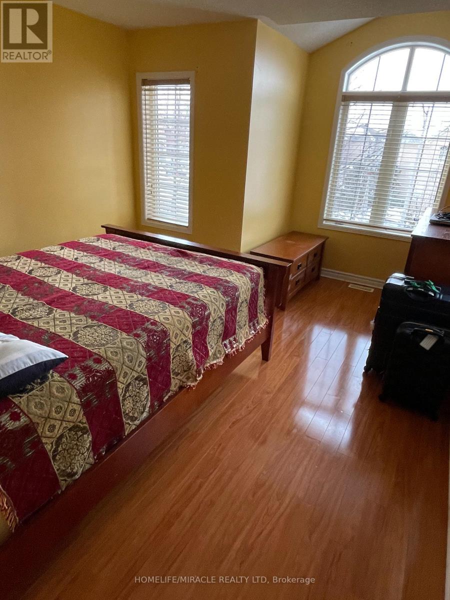 26 Penbridge Circle, Brampton, Ontario  L7A 2P9 - Photo 17 - W12615488