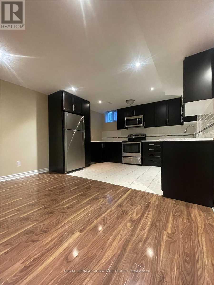 Bsmt - 95 Valleycreek Drive, Brampton, Ontario  L6P 2C8 - Photo 7 - W12615522