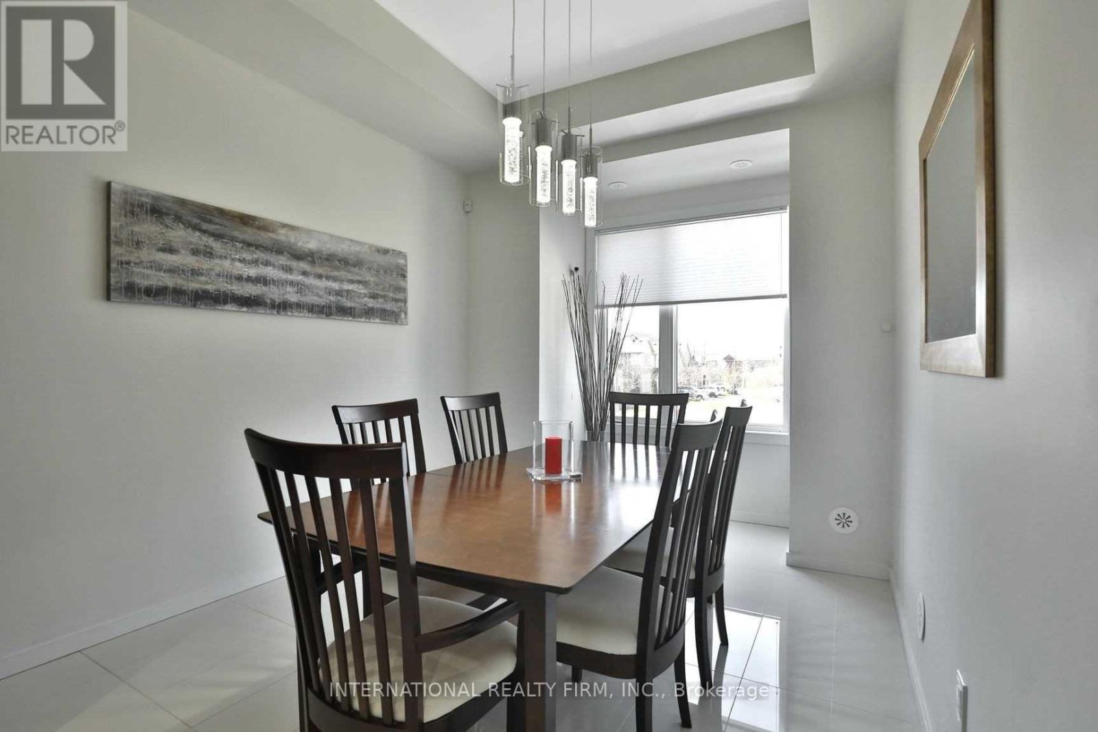 286 Vellwood Common, Oakville (Br Bronte), Ontario  L6L 0E8 - Photo 4 - W12615570