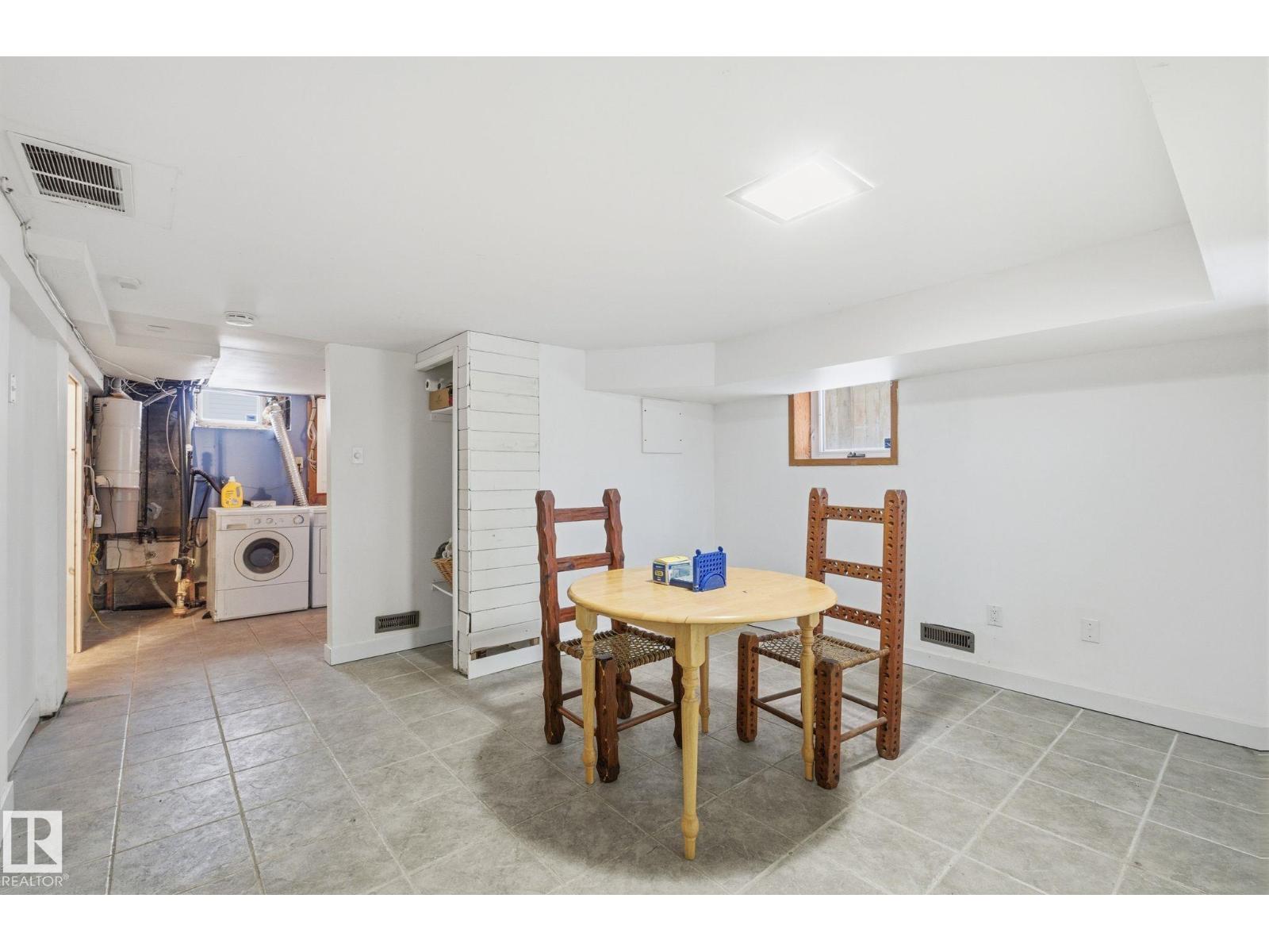 9705 87 Av Nw, Edmonton, Alberta  T6E 2N3 - Photo 24 - E4467745