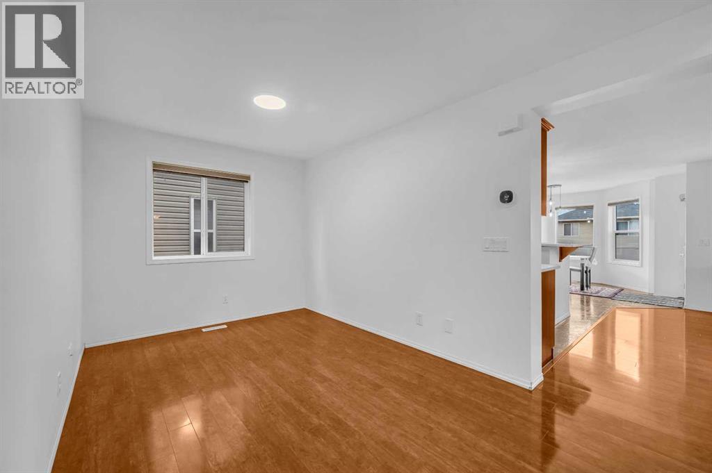 57 Saddlecrest Park Ne, Calgary, Alberta  T3J 5L4 - Photo 8 - A2272716