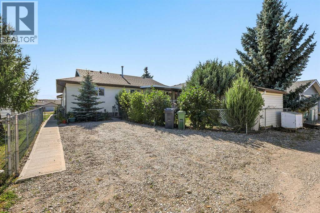 40 Green Meadow Drive, Strathmore, Alberta  T1P 1H2 - Photo 35 - A2274100