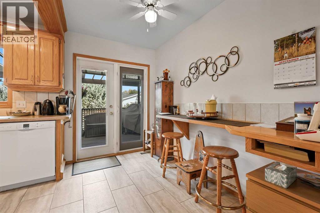 40 Green Meadow Drive, Strathmore, Alberta  T1P 1H2 - Photo 8 - A2274100