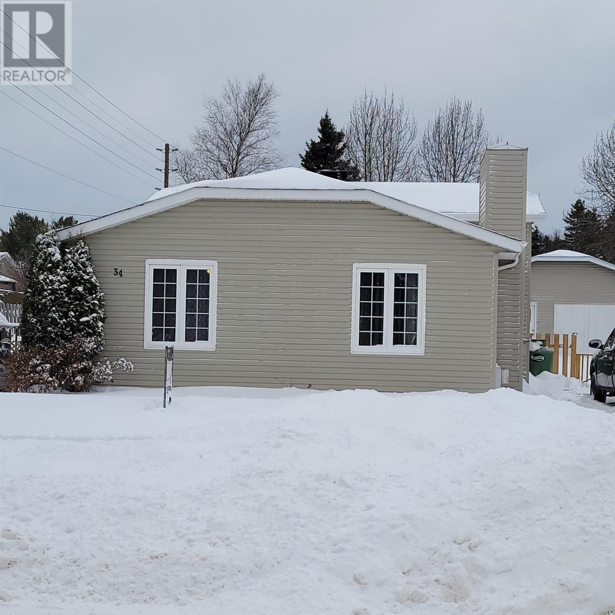 34 Hemlo Drive, Marathon, Ontario P0T 2E0 - Photo 1 - TB253374